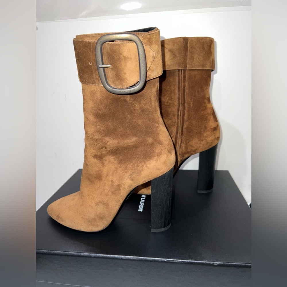 YSL BUCKLE BOOTS CASHMERE LAND 38.5 worn once great condition box & dust bags